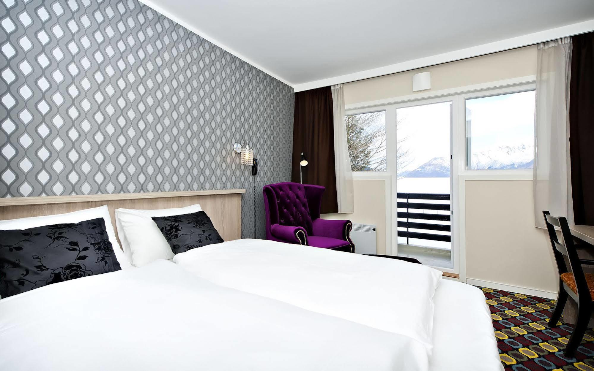 Havila Hotel Raftevold Hornindal Esterno foto